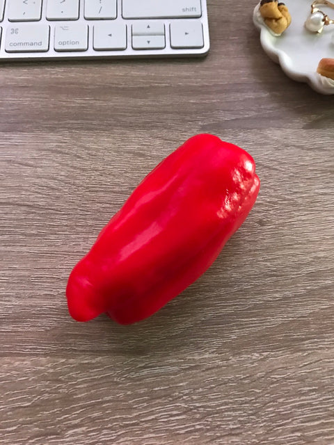 Bell Pepper Magnet Red