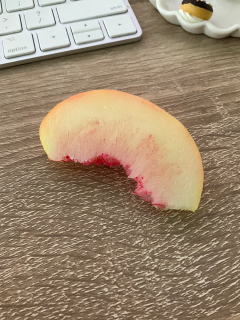 Peach Magnet