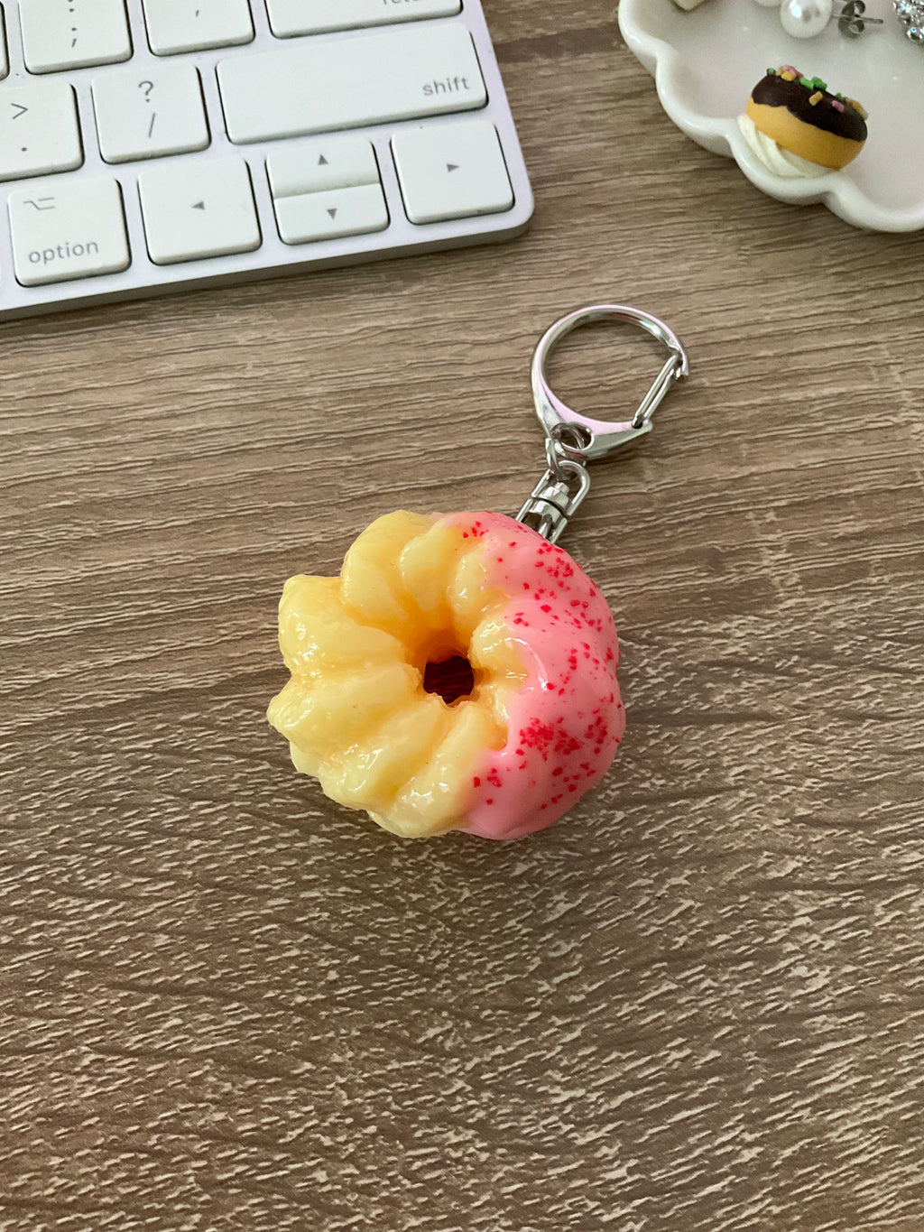 Cruller Strawberry Dipped with Cream Center Keychain – P FACTORY