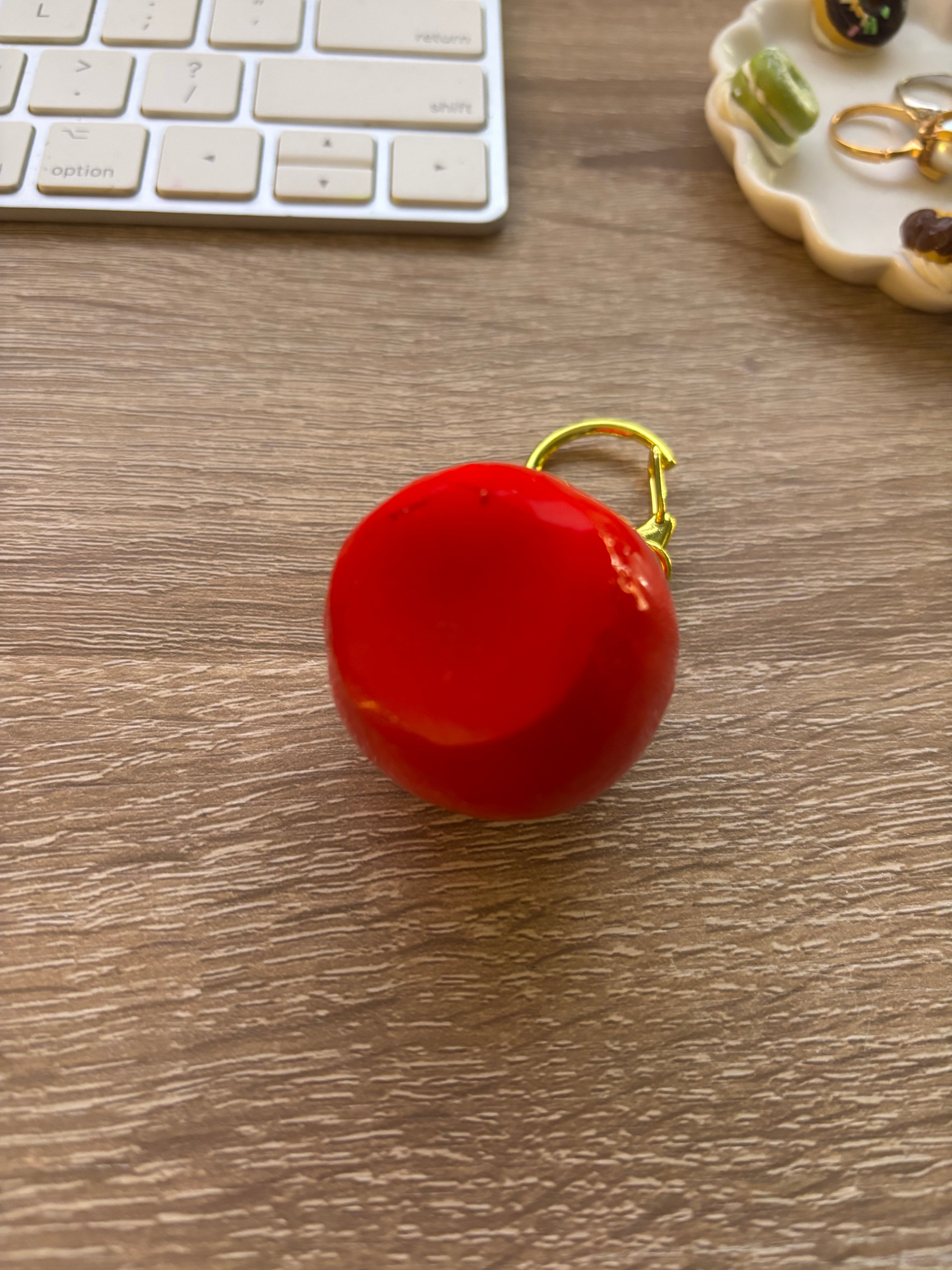 Apple Keychain – P FACTORY