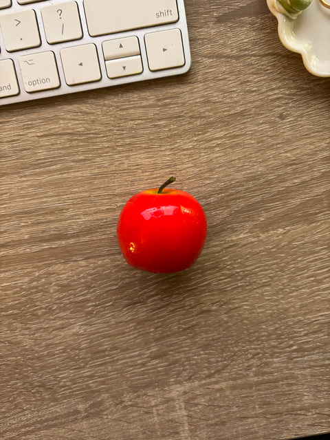 Apple Magnet