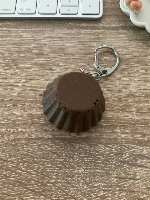 Chocolate Tart Keychain with Nuts