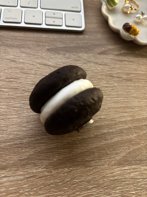 Whoopie Pie Magnet