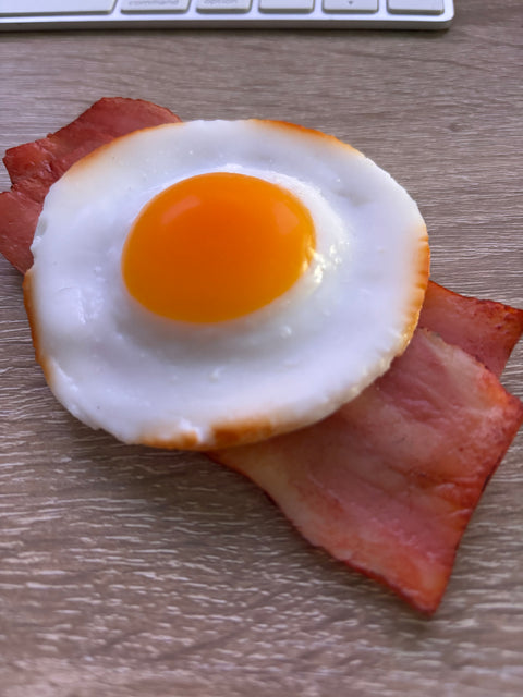 Sunny Side-Up Egg Magnet with Bacon B