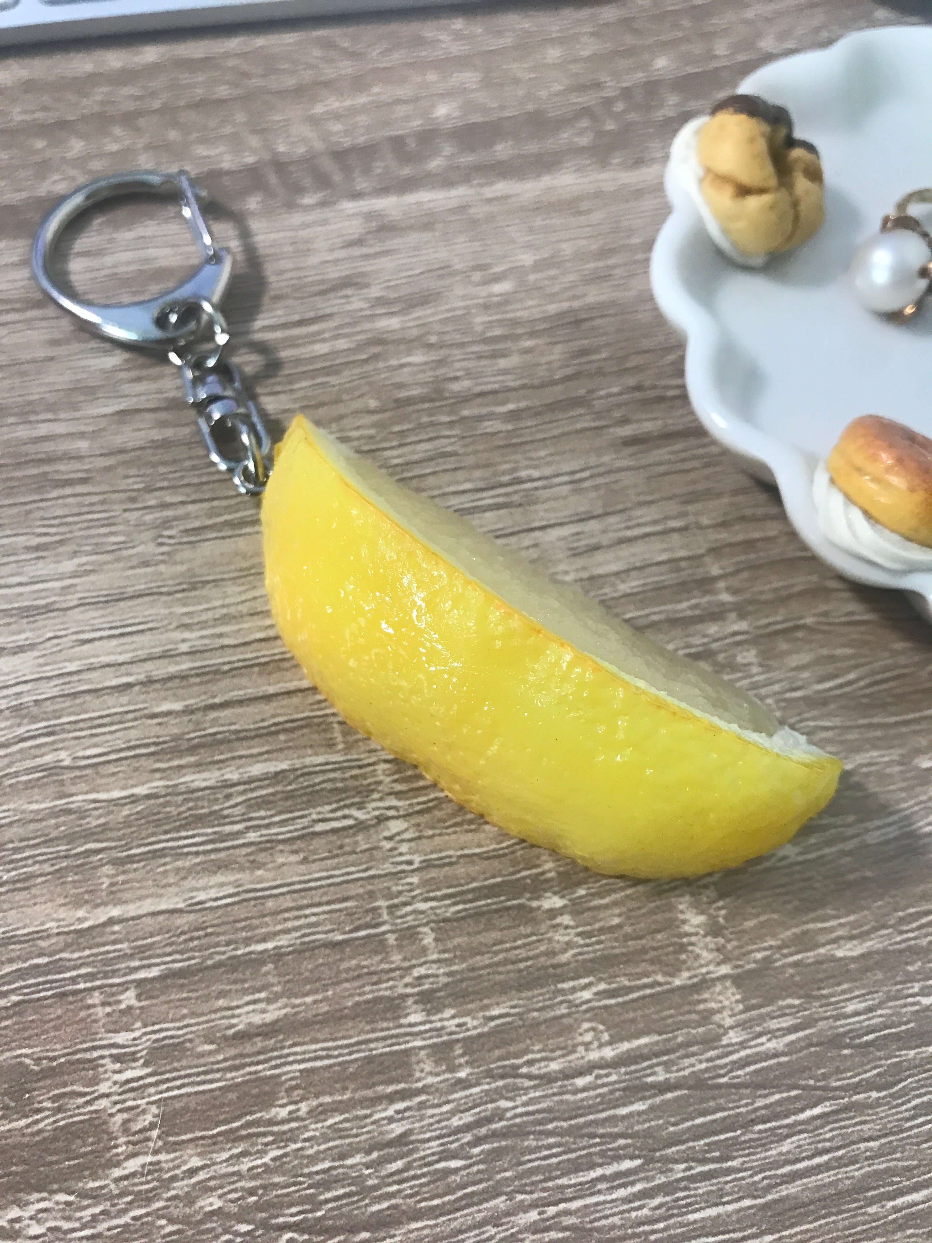 Lemon Keychain WEDGE – P FACTORY
