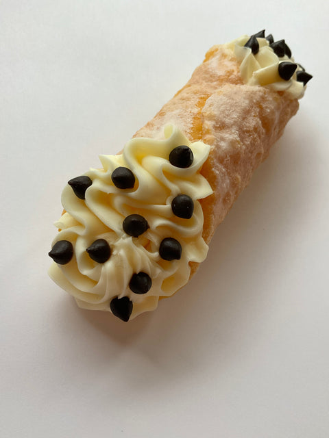 Cannoli Magnet