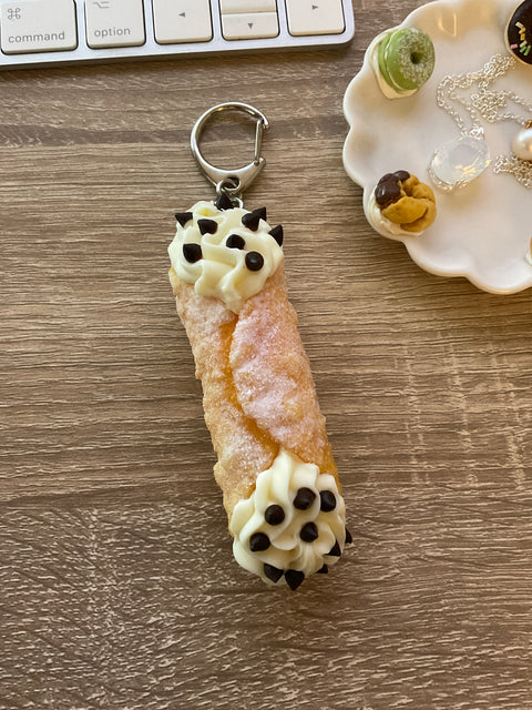 Cannoli Keychain Small